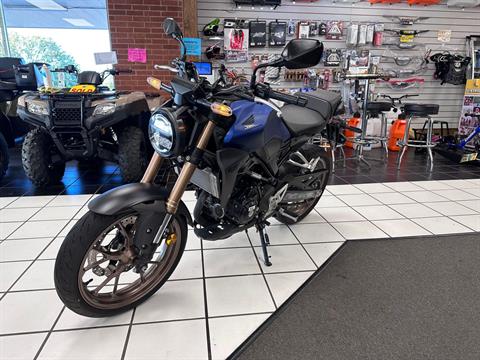 2022 Honda CB300R ABS in Oklahoma City, Oklahoma - Photo 8