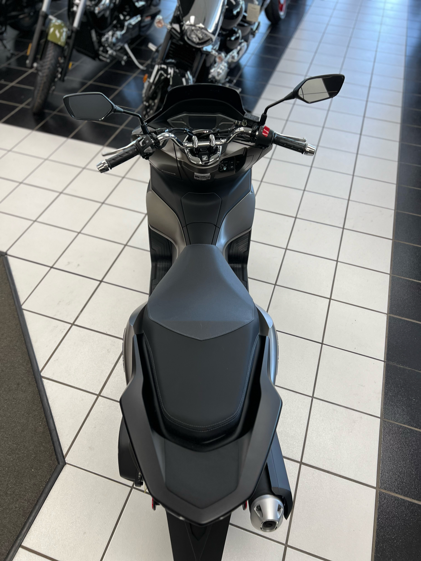 2023 Honda PCX in Oklahoma City, Oklahoma - Photo 10