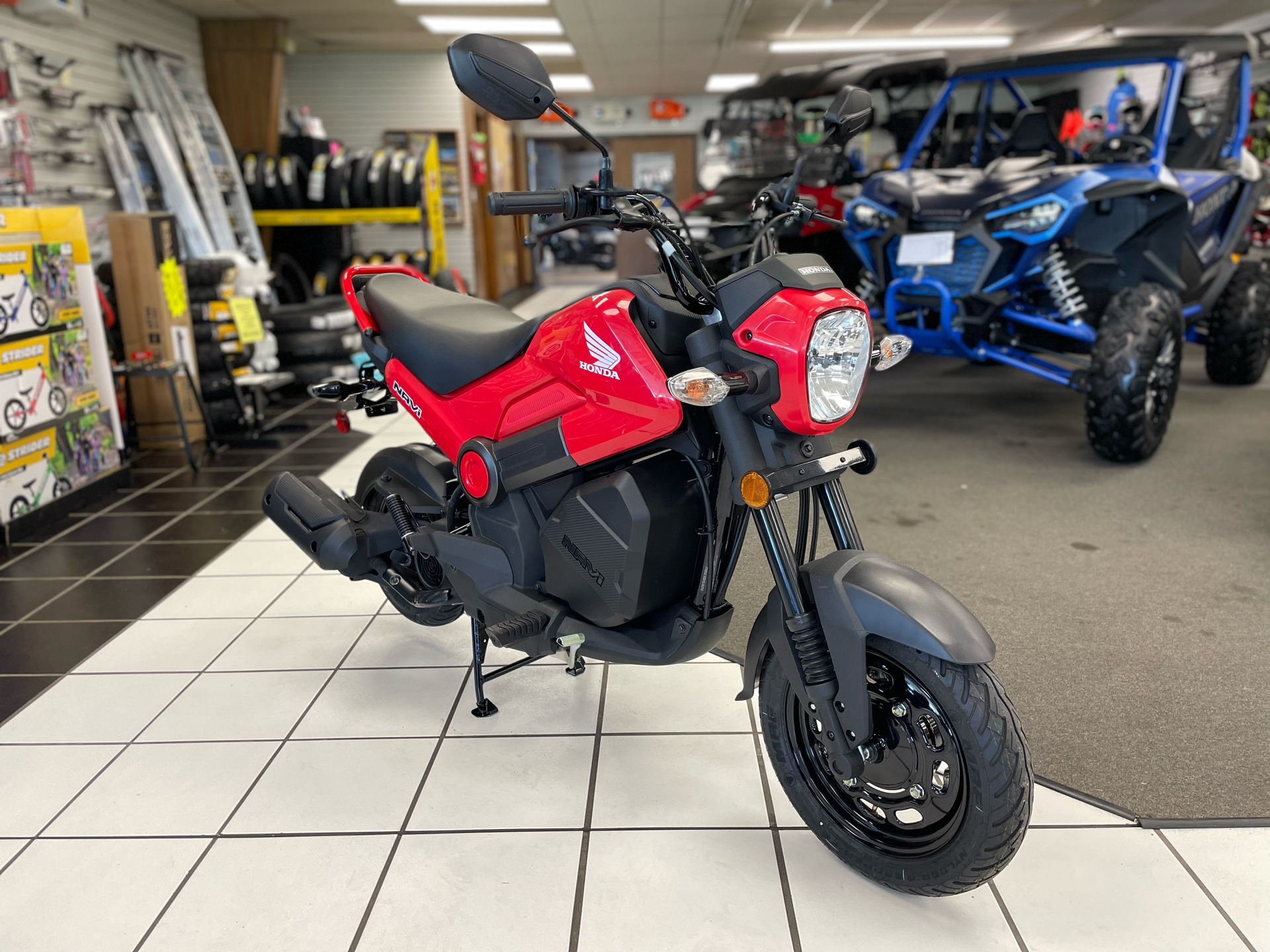 2023 Honda Navi in Oklahoma City, Oklahoma - Photo 2