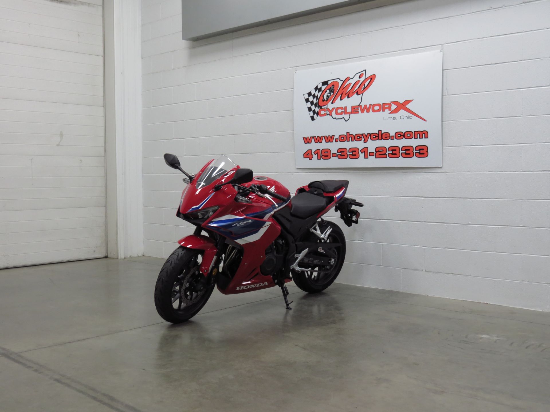 2024 Honda CBR500R ABS in Lima, Ohio - Photo 2