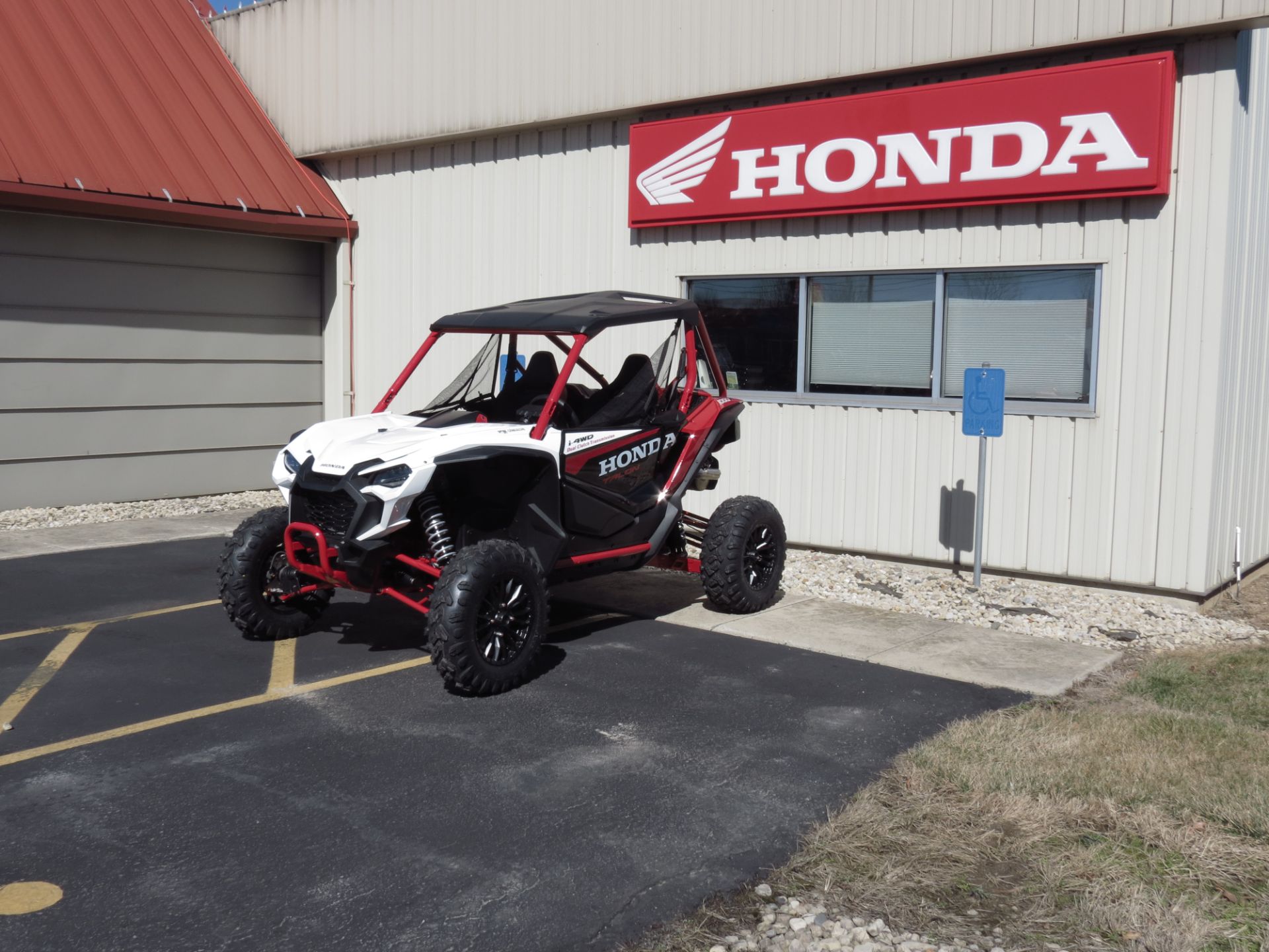 2023 Honda Talon 1000RS FOX Live Valve in Lima, Ohio - Photo 2