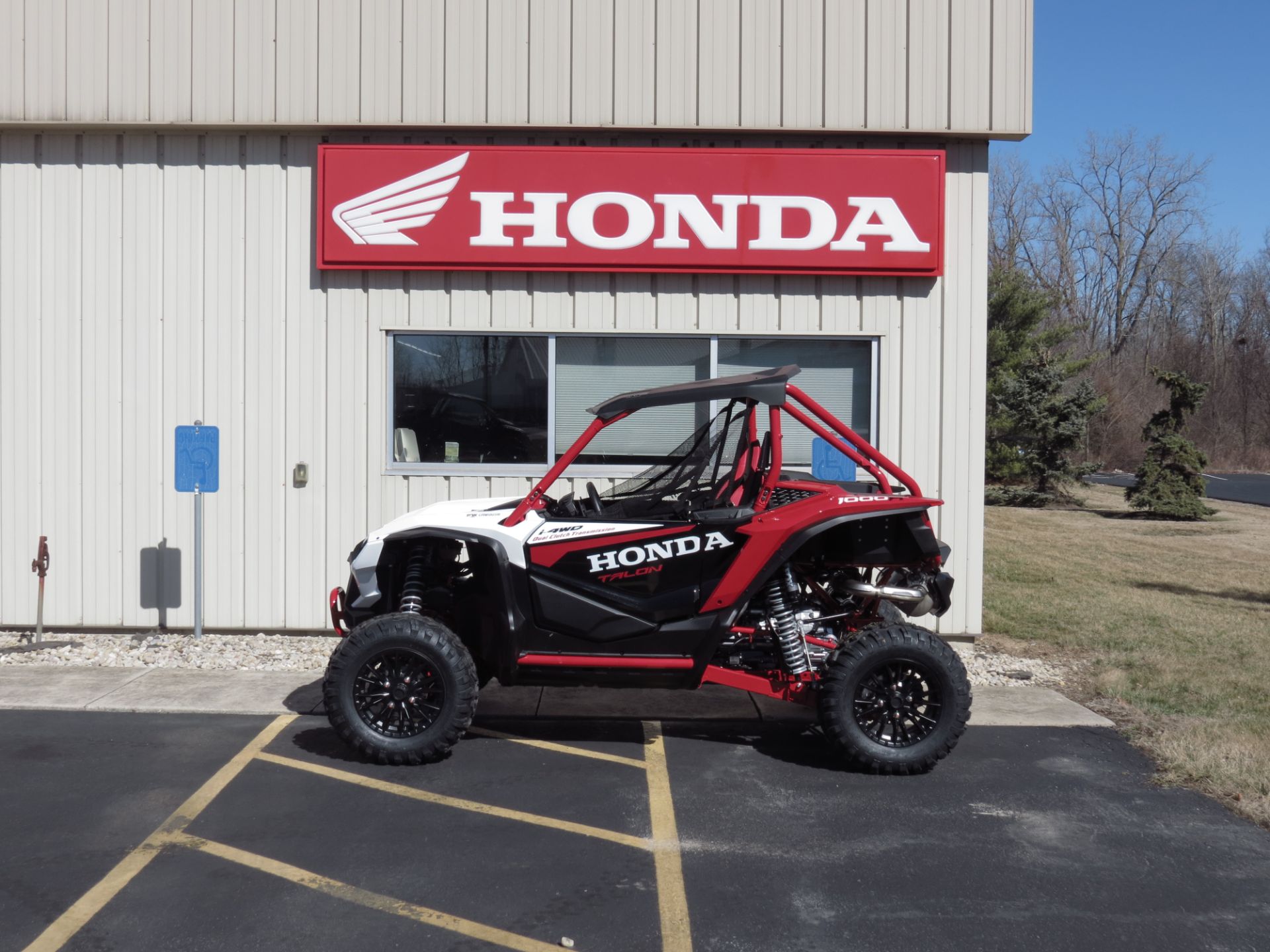 2023 Honda Talon 1000RS FOX Live Valve in Lima, Ohio - Photo 5