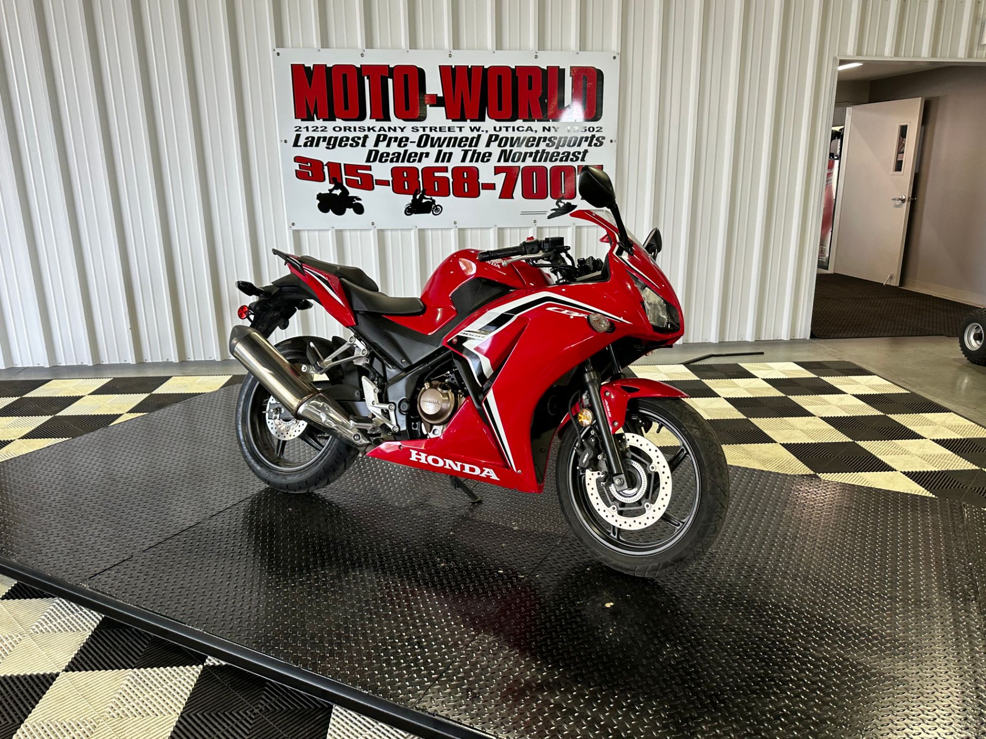 2021 Honda CBR300R ABS in Utica, New York - Photo 5
