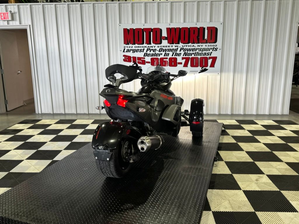 2012 Can-Am Spyder® RS-S SM5 in Utica, New York - Photo 4