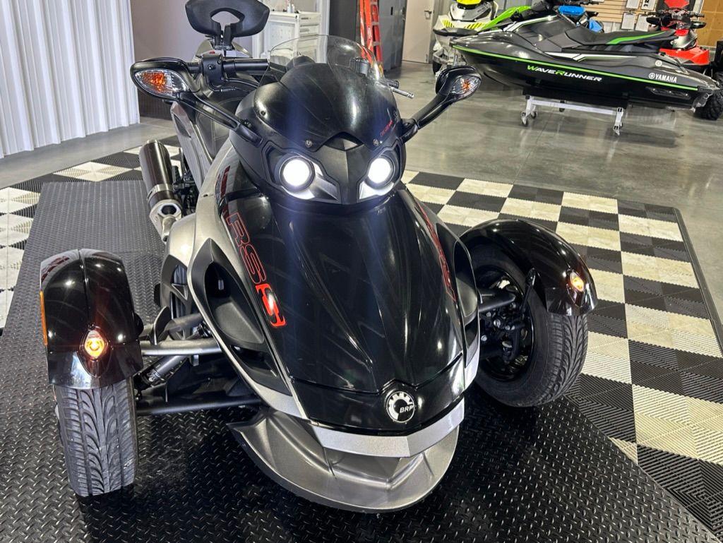 2012 Can-Am Spyder® RS-S SM5 in Utica, New York - Photo 11