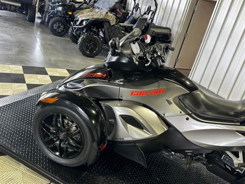 2012 Can-Am Spyder® RS-S SM5 in Utica, New York - Photo 18