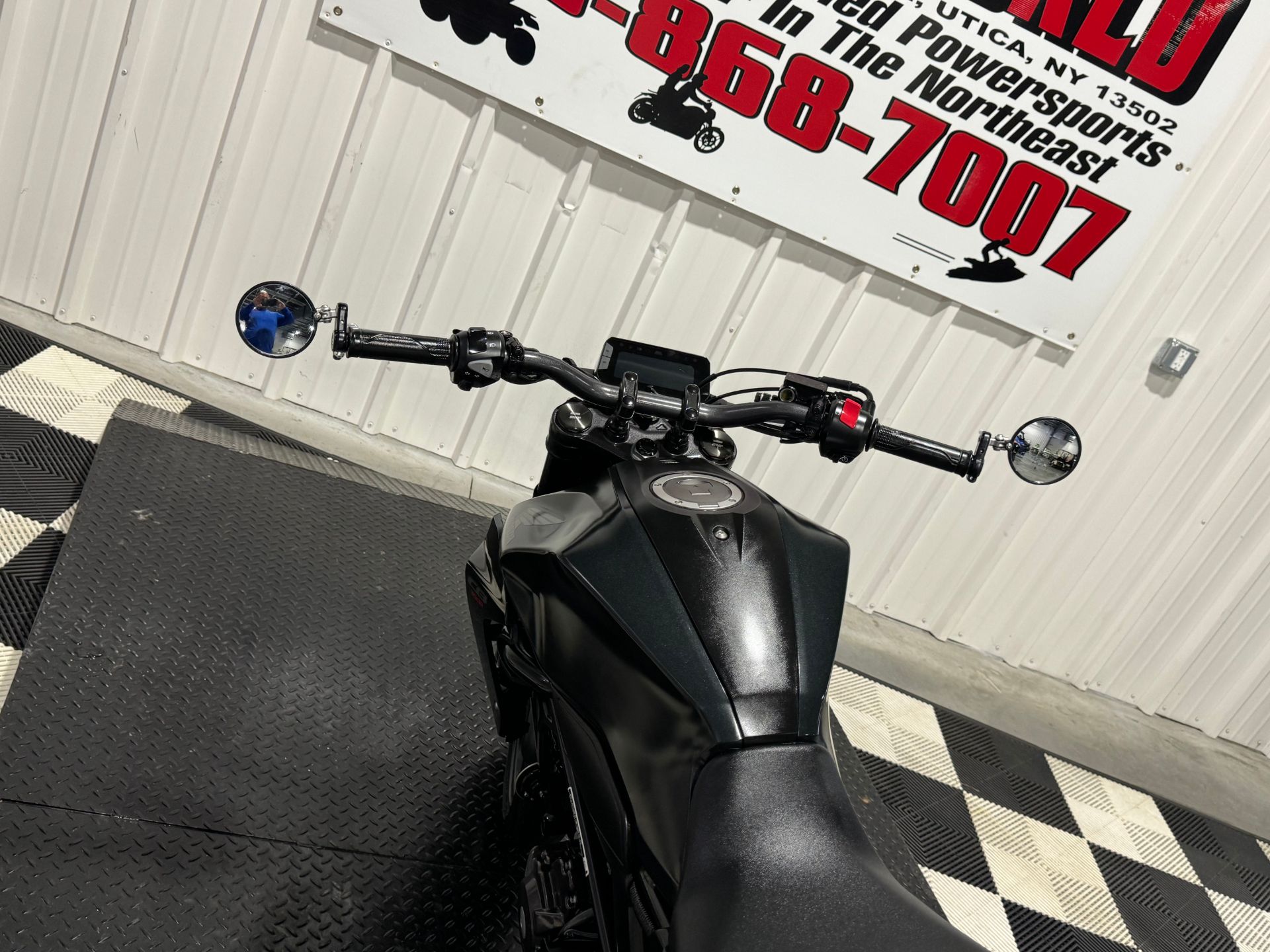 2024 Honda CB300R ABS in Utica, New York - Photo 11