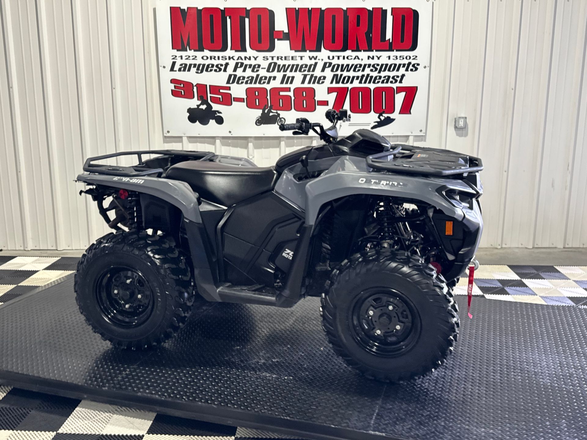 2024 Can-Am Outlander DPS 700 in Utica, New York - Photo 8