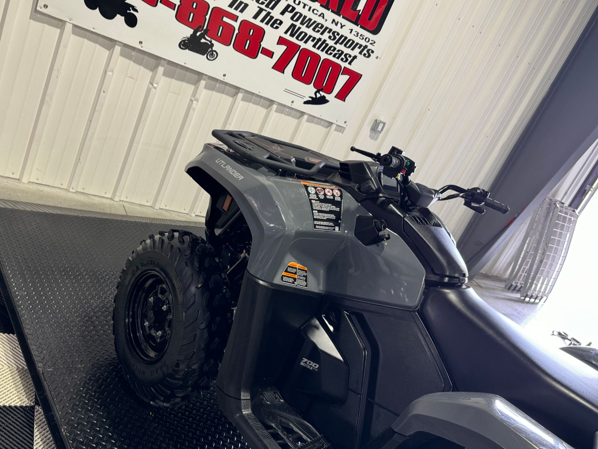 2024 Can-Am Outlander DPS 700 in Utica, New York - Photo 23