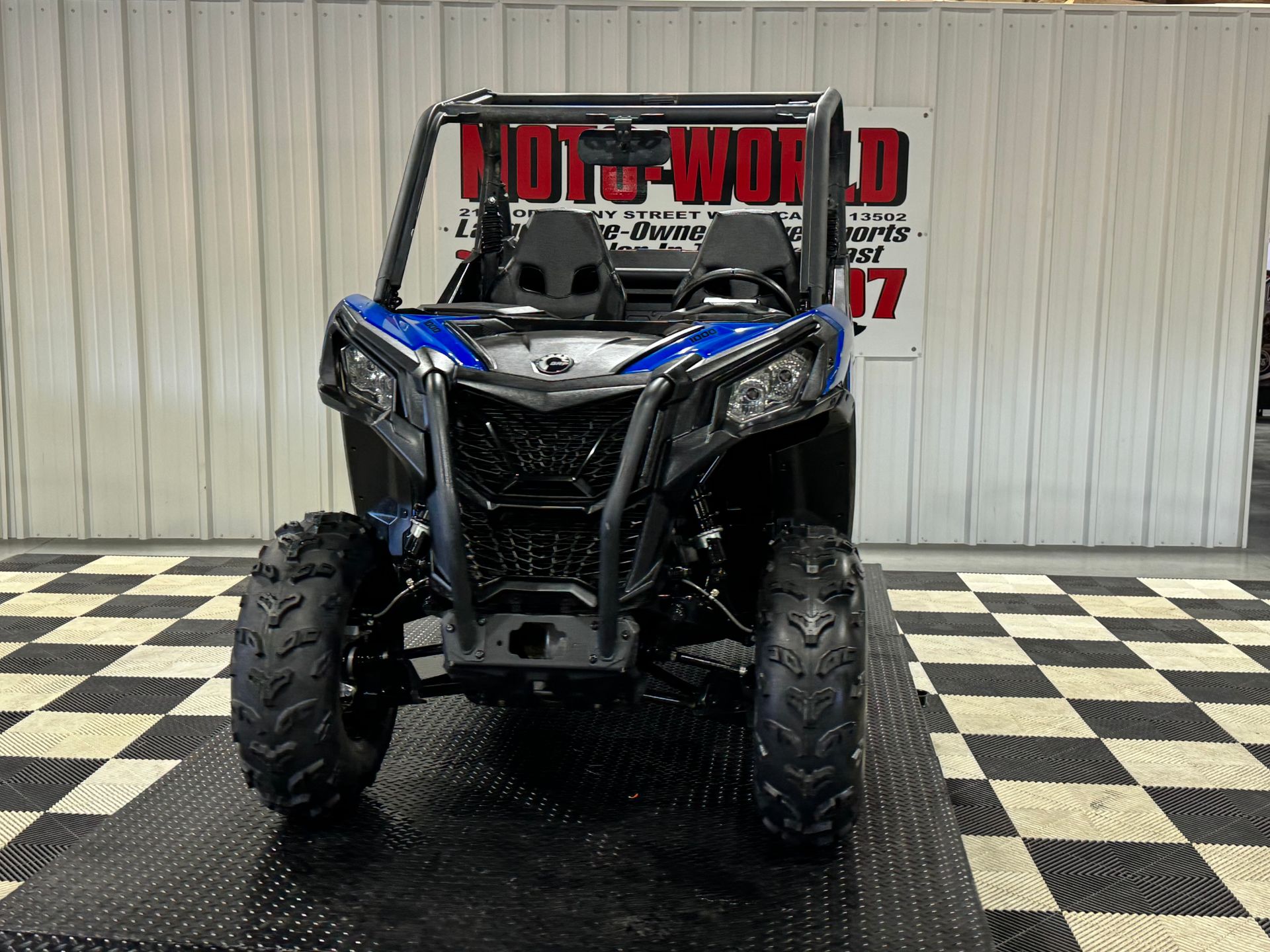 2023 Can-Am Maverick Trail DPS 1000 in Utica, New York - Photo 8