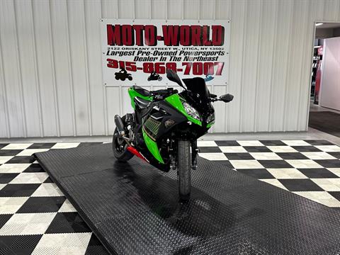 2014 Kawasaki Ninja® 300 ABS SE in Utica, New York - Photo 8