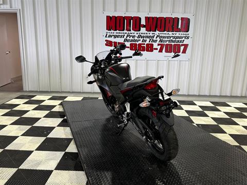 2022 Honda CBR300R ABS in Utica, New York - Photo 17