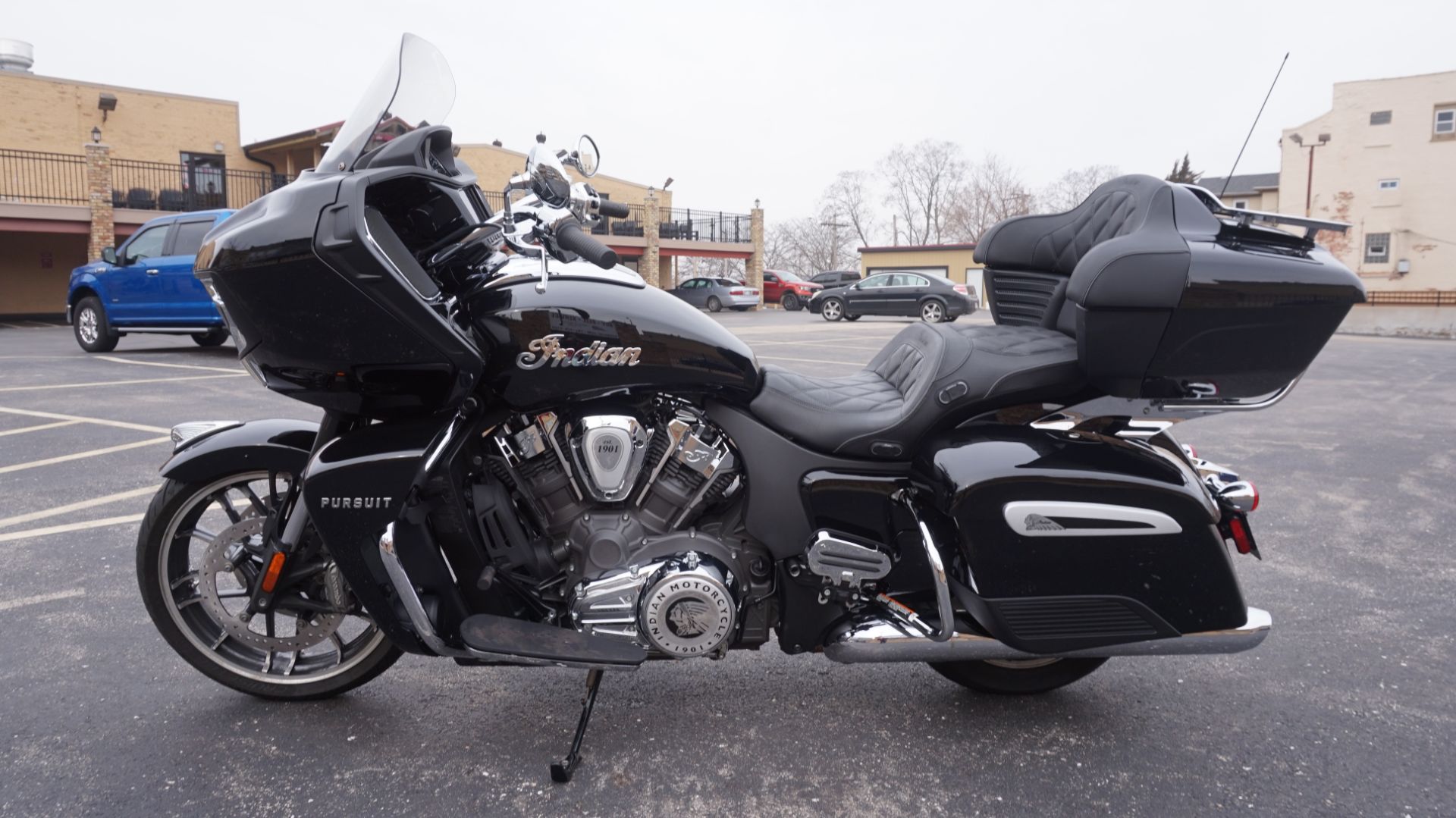 2022 Indian Motorcycle Pursuit® Limited® with Premium Package in Racine, Wisconsin - Photo 8