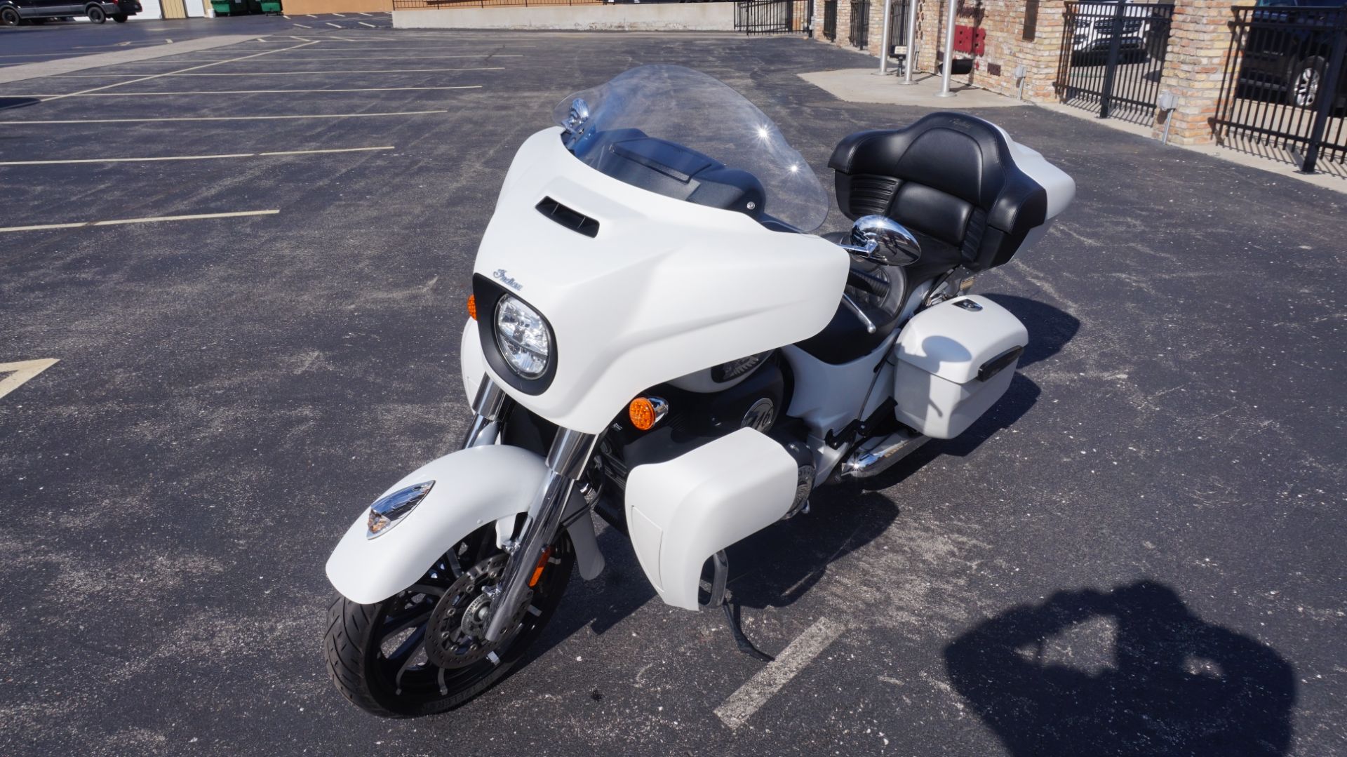 2020 Indian Motorcycle Roadmaster® Dark Horse® in Racine, Wisconsin - Photo 7