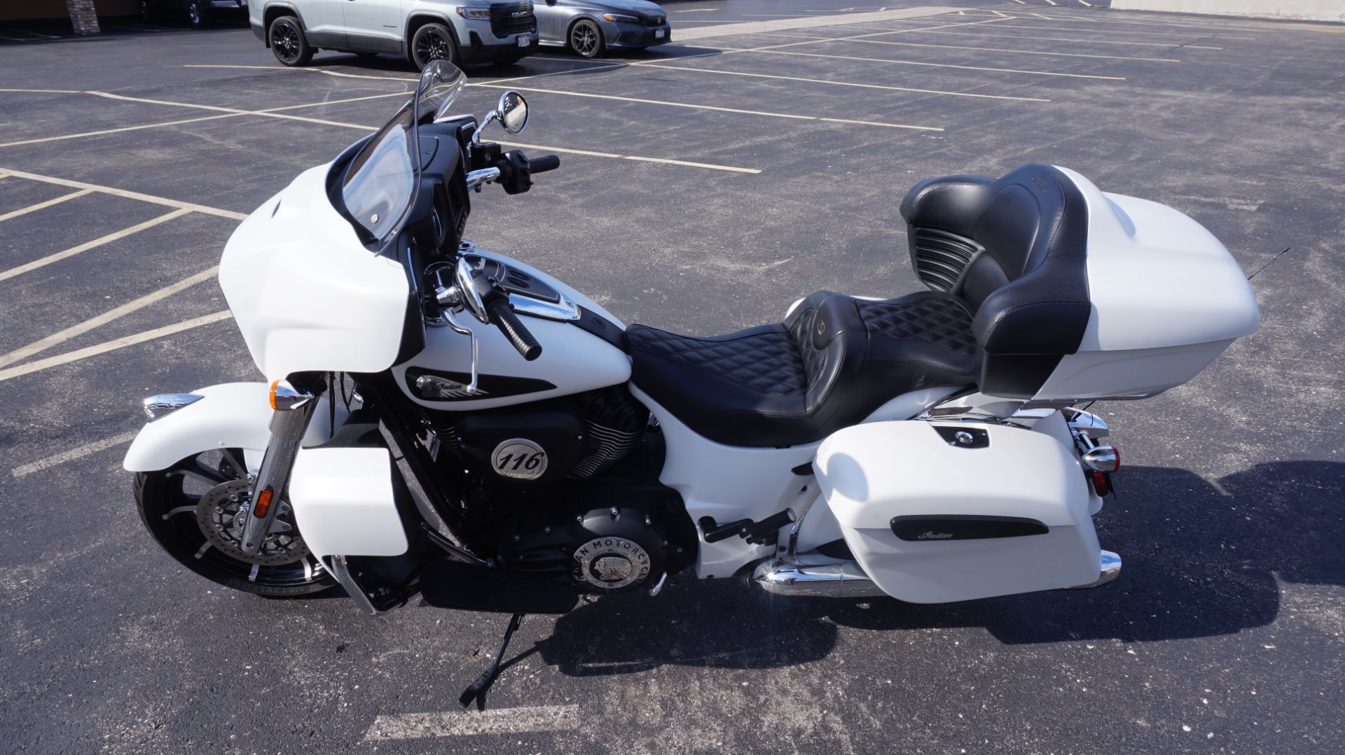 2020 Indian Motorcycle Roadmaster® Dark Horse® in Racine, Wisconsin - Photo 9