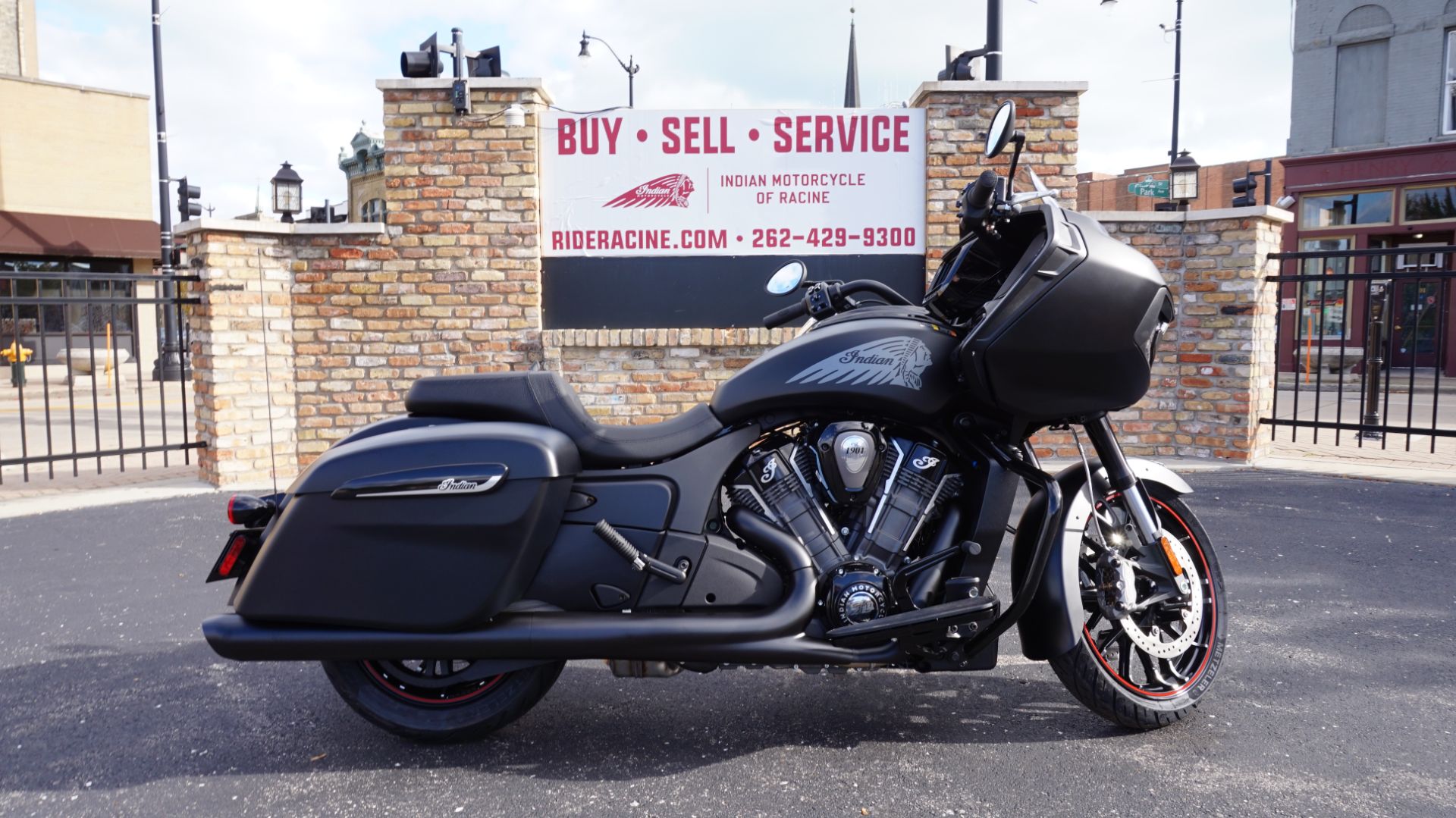 2023 Indian Motorcycle Challenger® Dark Horse® in Racine, Wisconsin - Photo 57