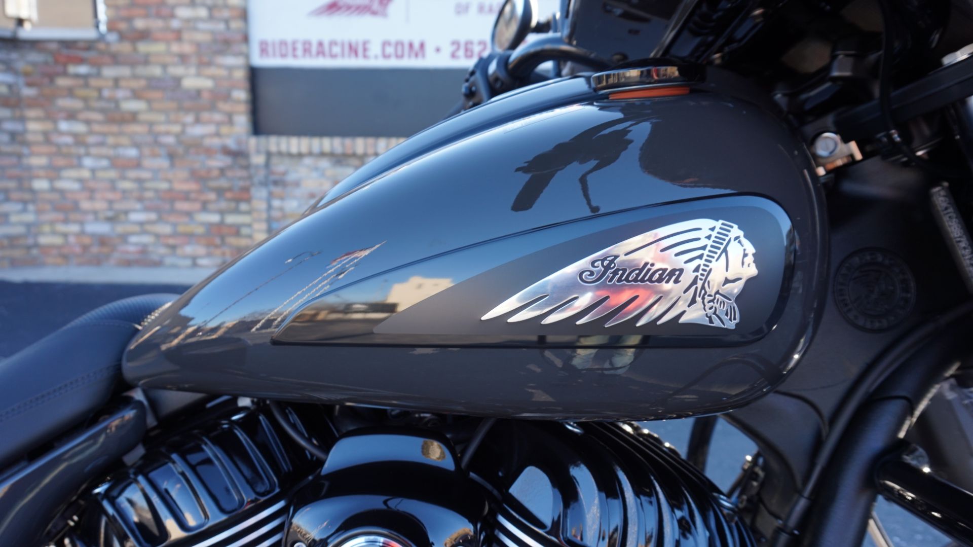 2024 Indian Motorcycle Chieftain® Dark Horse® with PowerBand Audio Package in Racine, Wisconsin - Photo 25