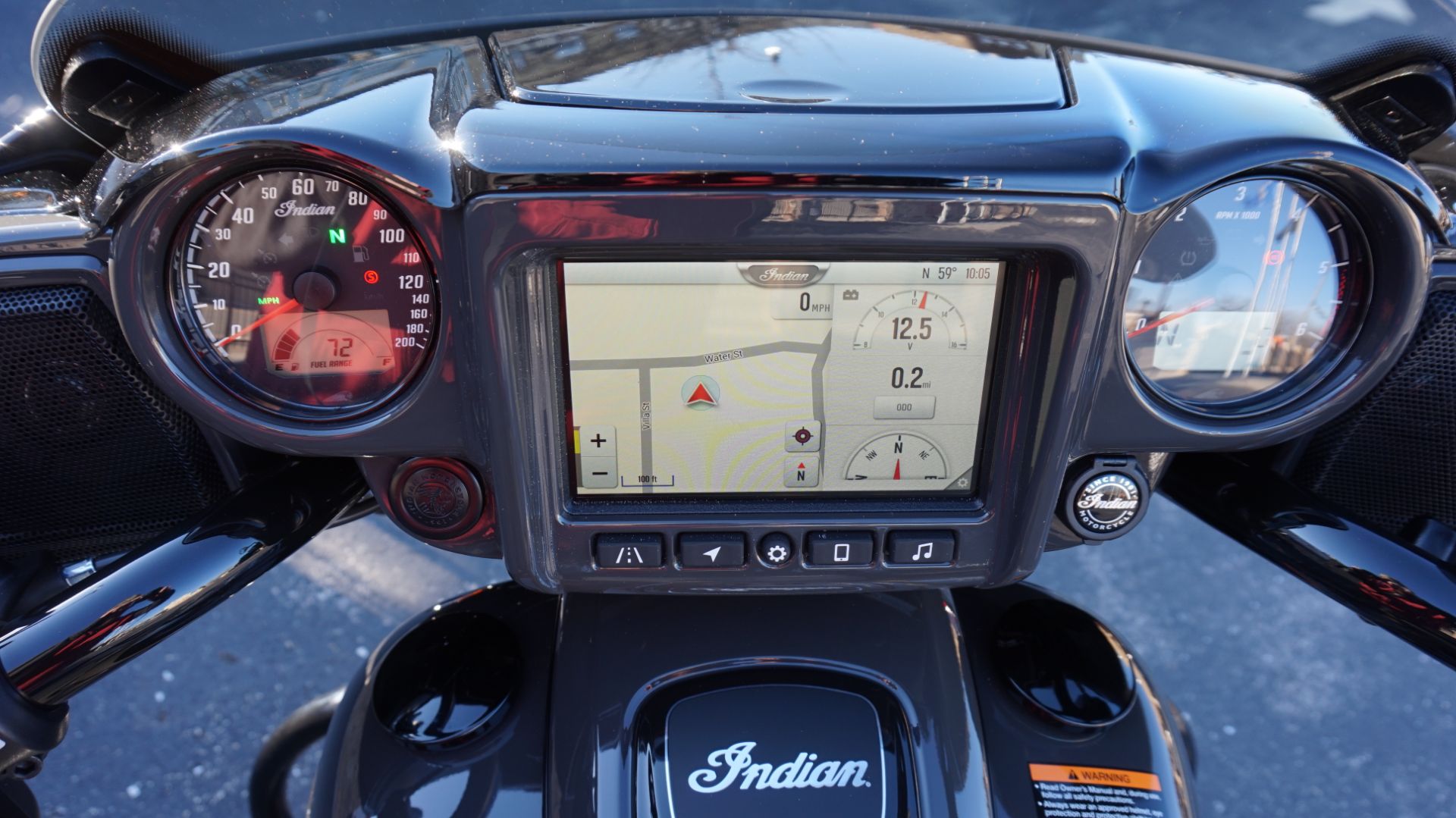 2024 Indian Motorcycle Chieftain® Dark Horse® with PowerBand Audio Package in Racine, Wisconsin - Photo 49