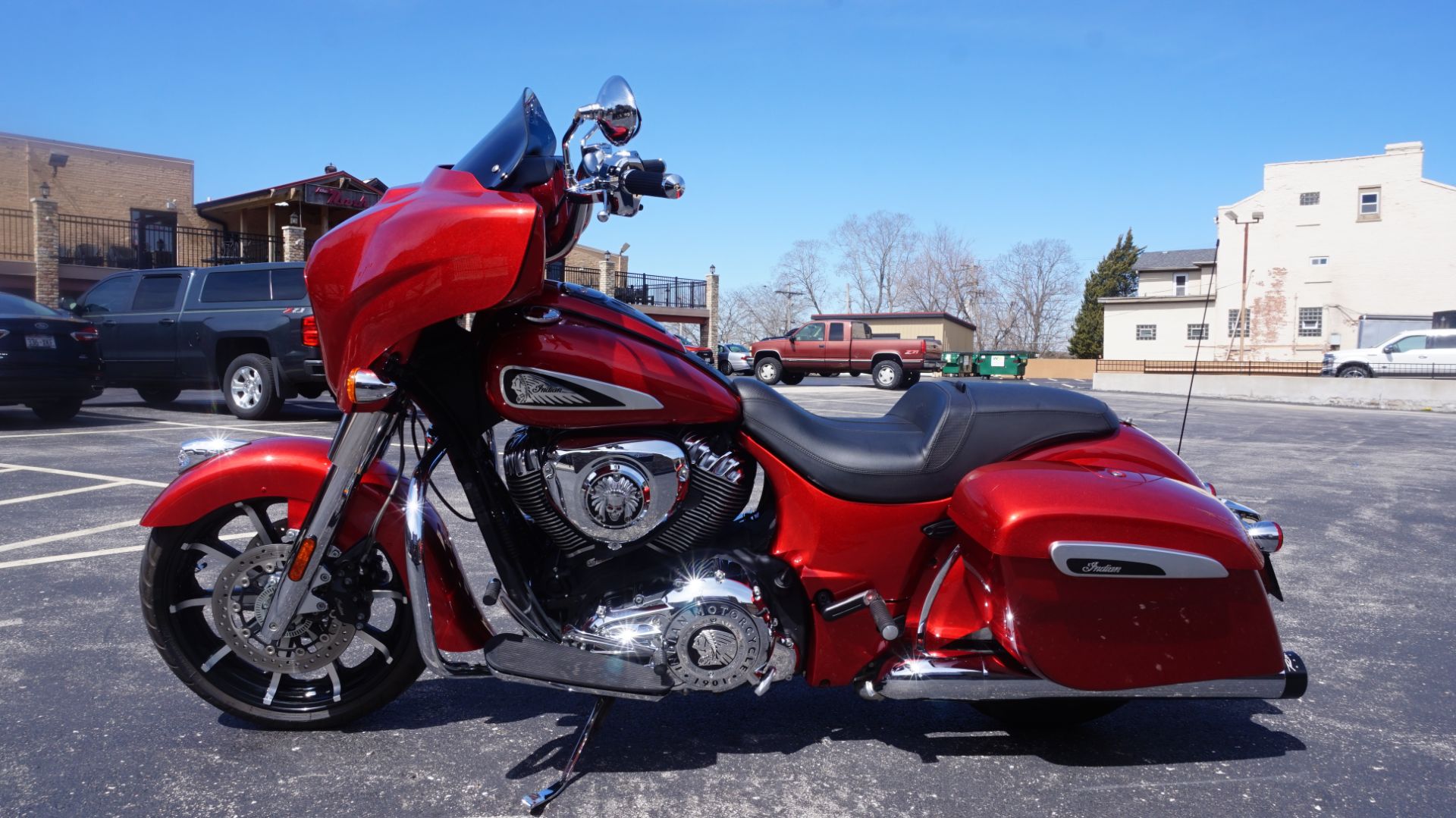 2019 Indian Motorcycle Chieftain® Limited ABS in Racine, Wisconsin - Photo 8
