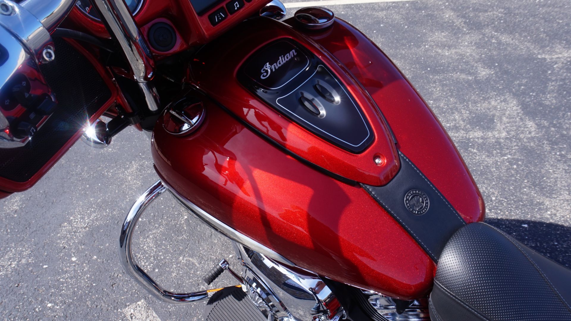 2019 Indian Motorcycle Chieftain® Limited ABS in Racine, Wisconsin - Photo 24