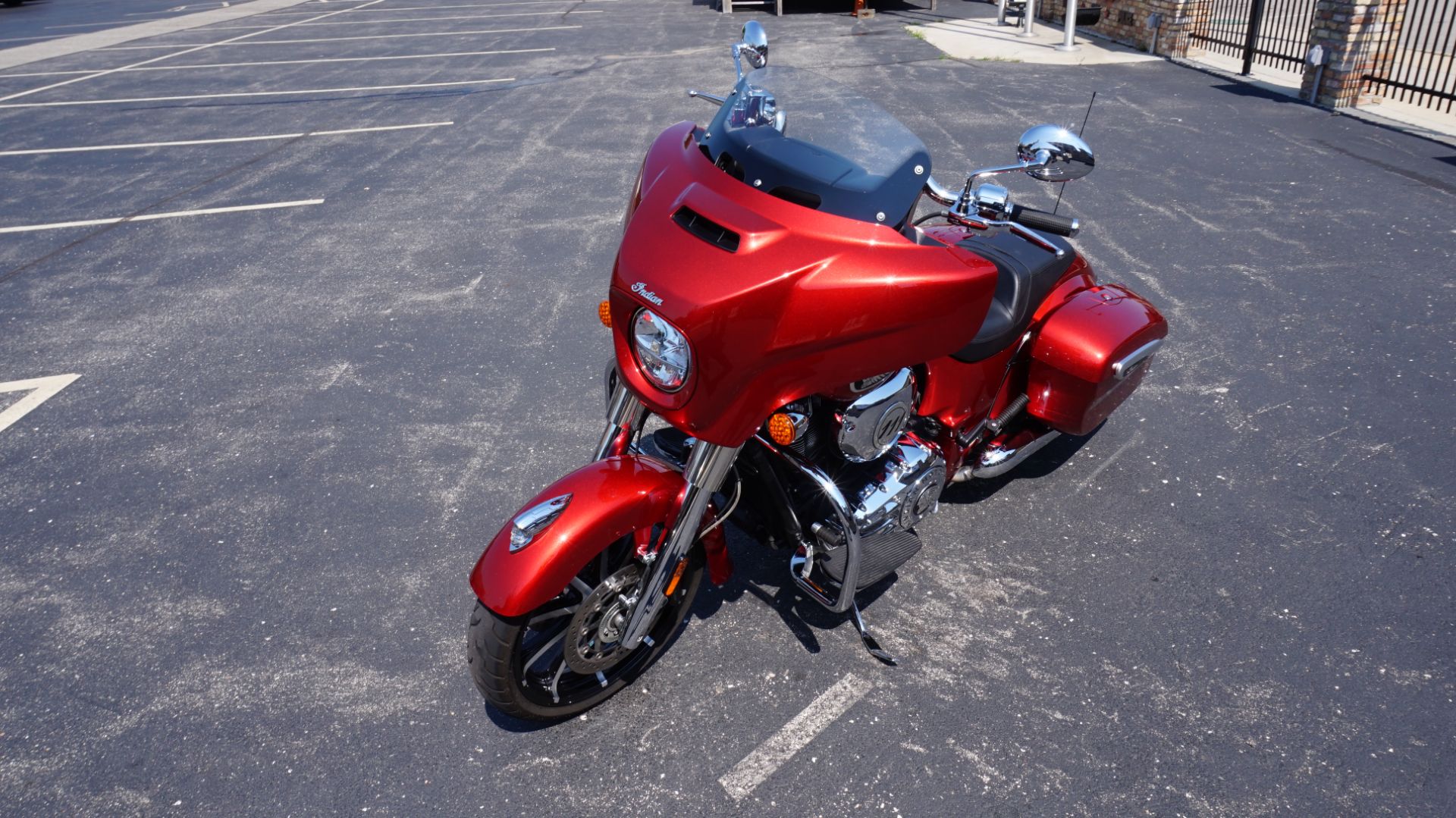 2019 Indian Motorcycle Chieftain® Limited ABS in Racine, Wisconsin - Photo 8