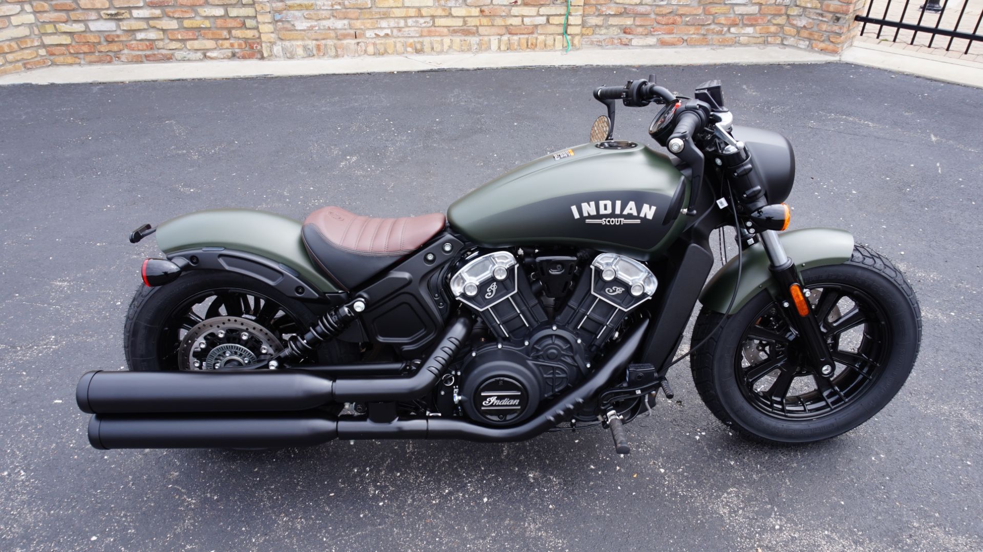 2023 Indian Motorcycle Scout® Bobber ABS in Racine, Wisconsin - Photo 2