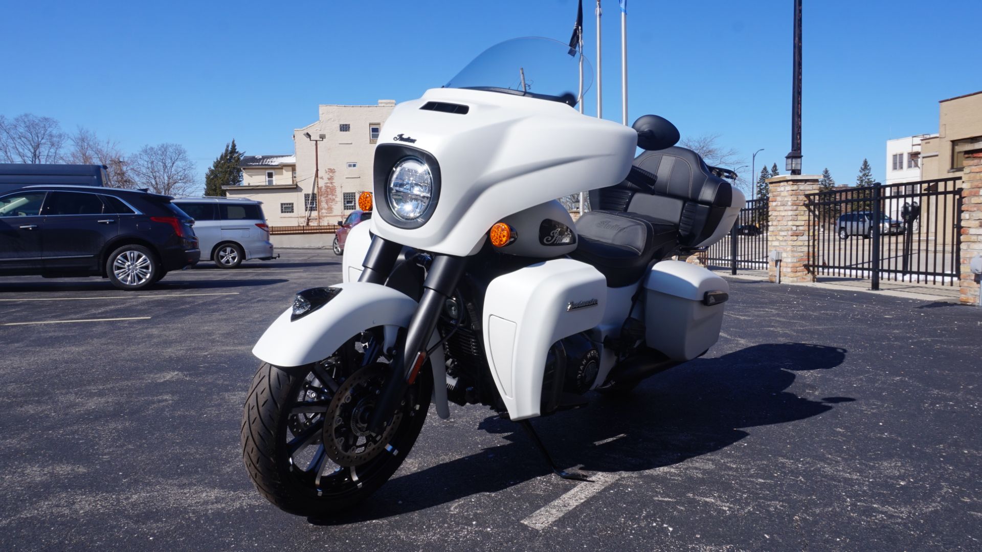 2021 Indian Motorcycle Roadmaster® Dark Horse® in Racine, Wisconsin - Photo 8