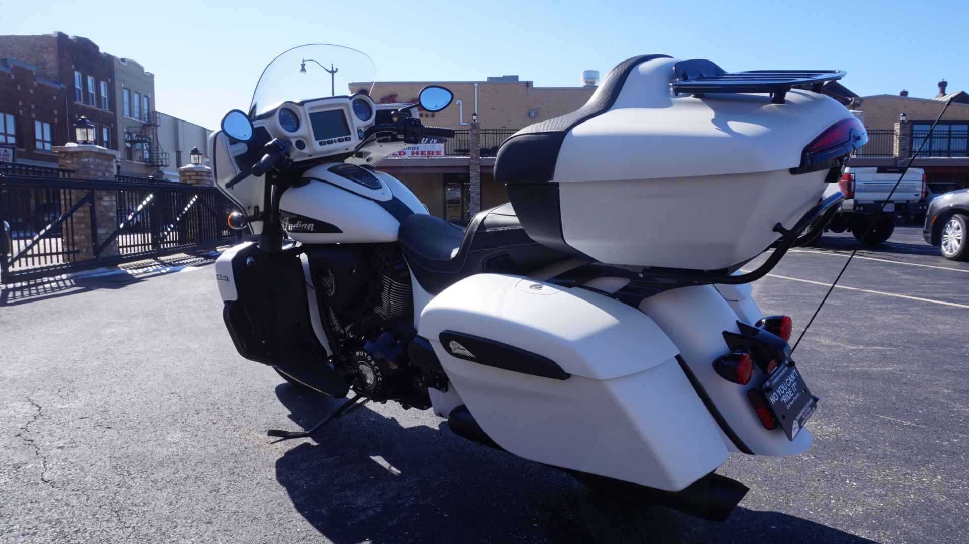 2021 Indian Motorcycle Roadmaster® Dark Horse® in Racine, Wisconsin - Photo 14