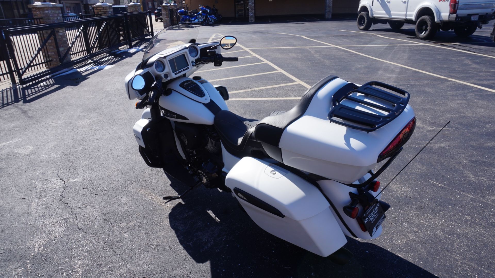 2021 Indian Motorcycle Roadmaster® Dark Horse® in Racine, Wisconsin - Photo 15