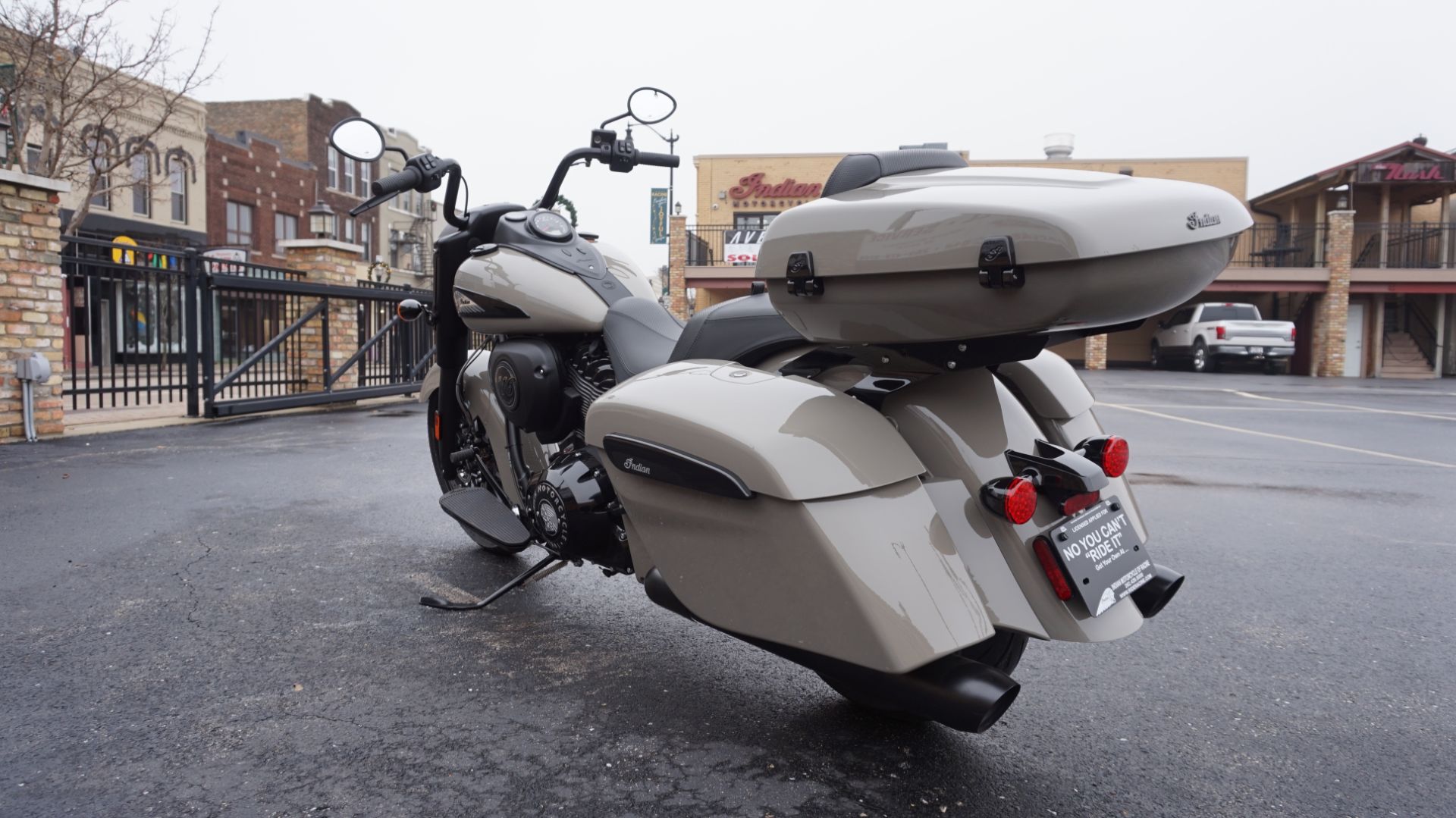 2023 Indian Motorcycle Springfield® Dark Horse® in Racine, Wisconsin - Photo 10