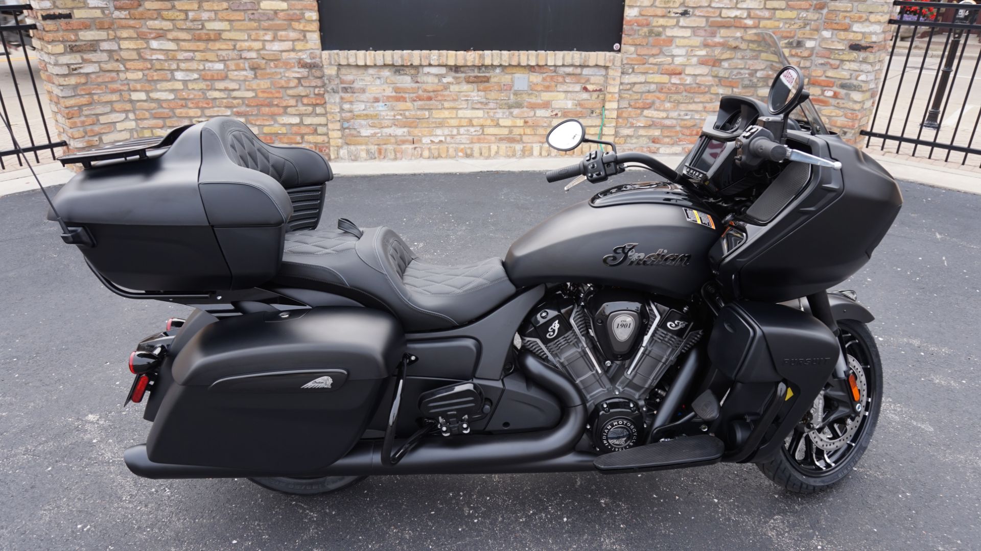 2023 Indian Motorcycle Pursuit® Dark Horse® with Premium Package in Racine, Wisconsin - Photo 54
