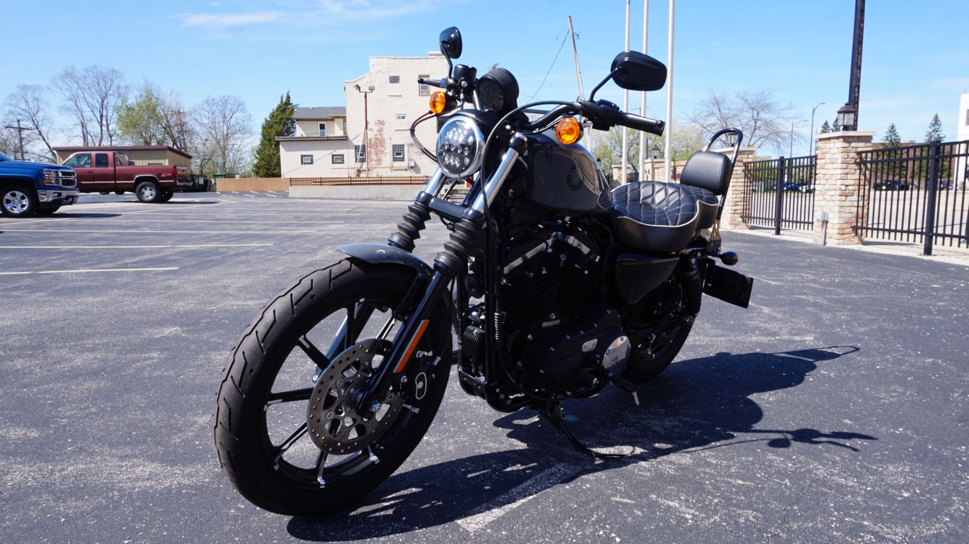 2022 Harley-Davidson Iron 883™ in Racine, Wisconsin - Photo 6