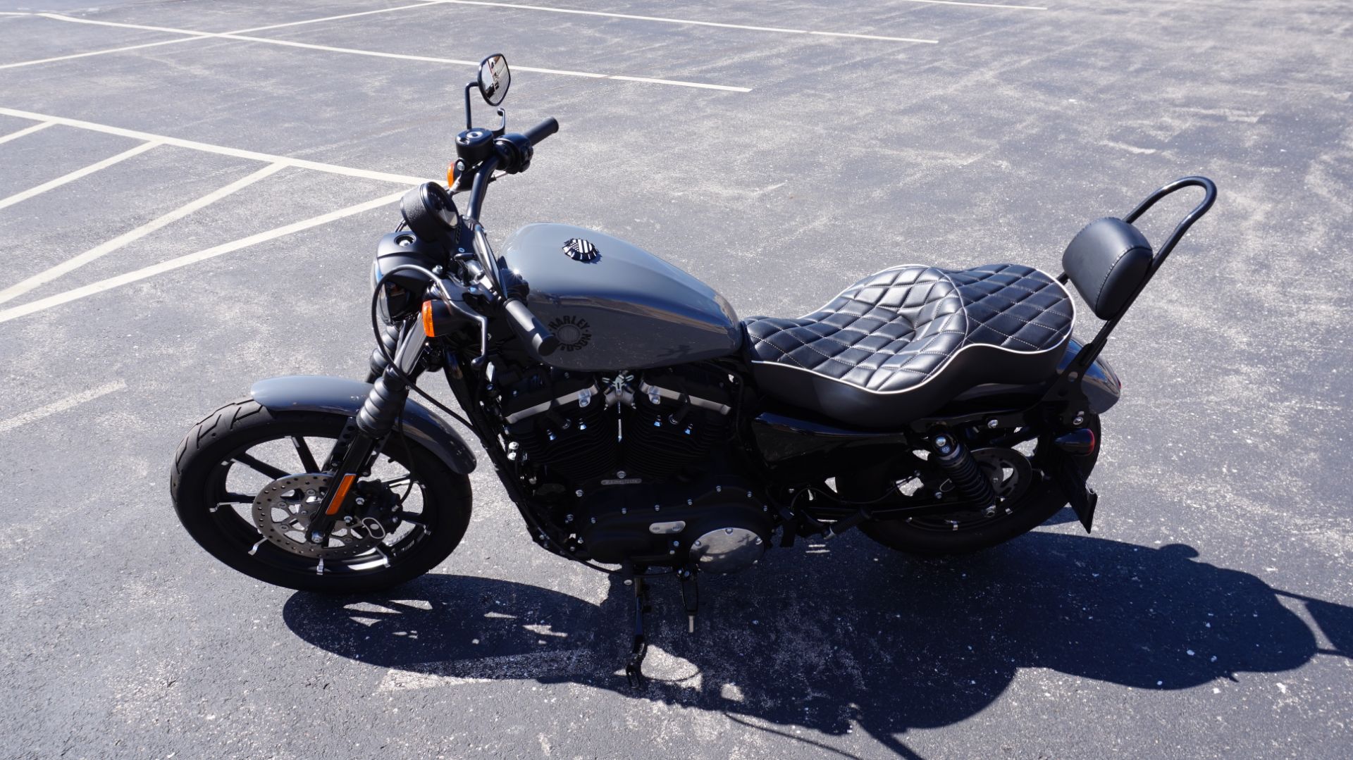 2022 Harley-Davidson Iron 883™ in Racine, Wisconsin - Photo 9