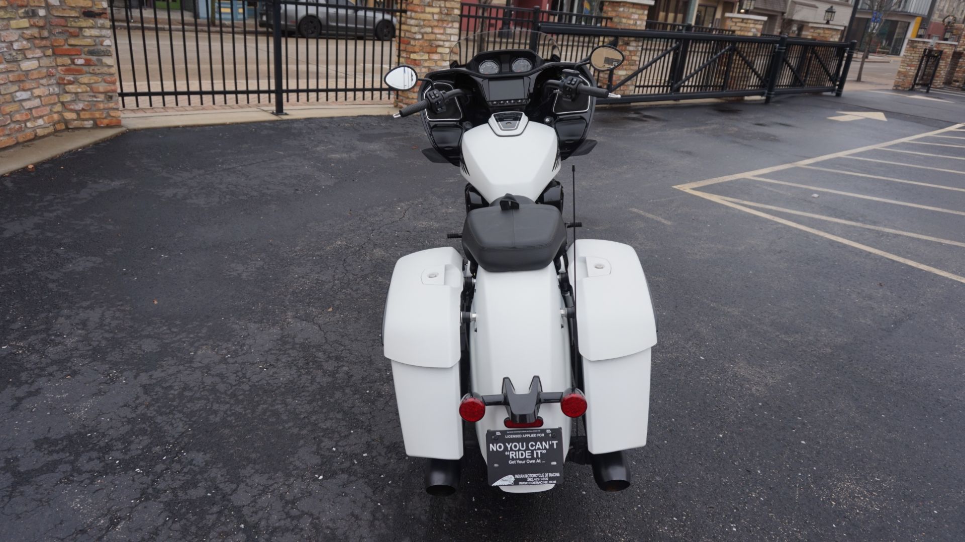 2021 Indian Motorcycle Challenger® Dark Horse® in Racine, Wisconsin - Photo 12