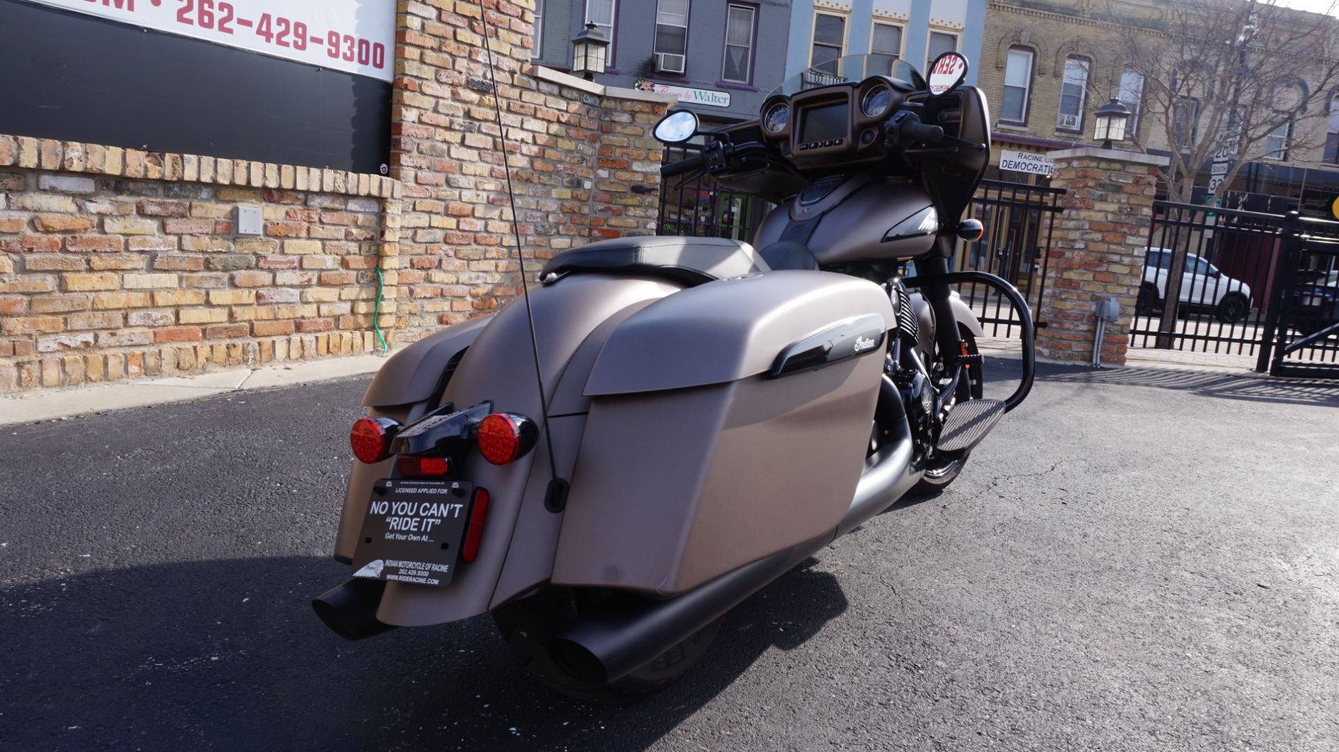 2019 Indian Motorcycle Chieftain® Dark Horse® ABS in Racine, Wisconsin - Photo 5