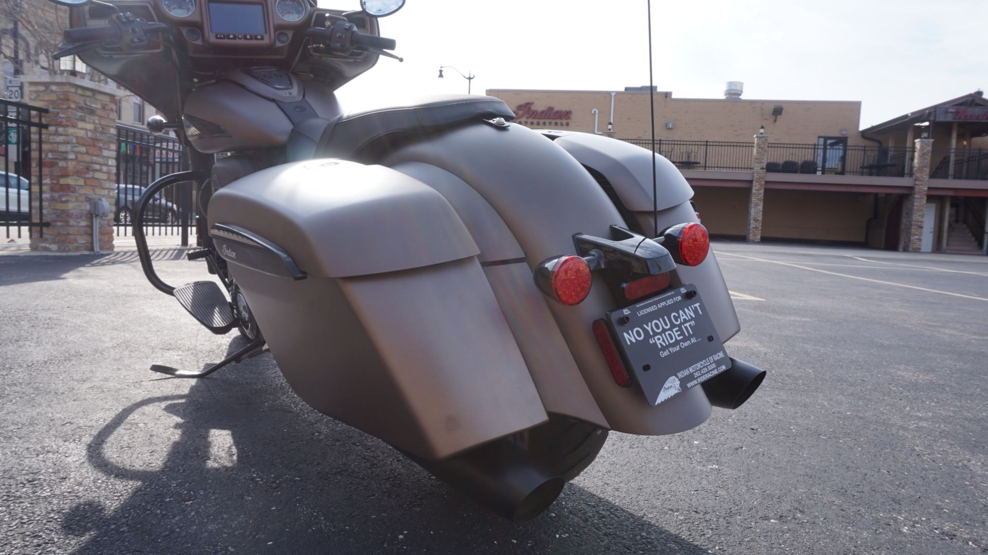 2019 Indian Motorcycle Chieftain® Dark Horse® ABS in Racine, Wisconsin - Photo 6