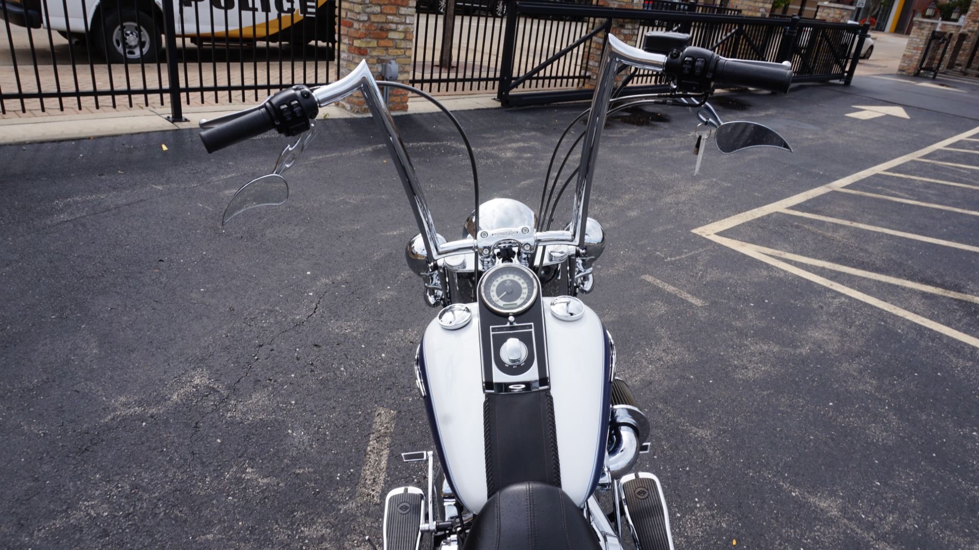 2015 Harley-Davidson Softail® Deluxe in Racine, Wisconsin - Photo 38