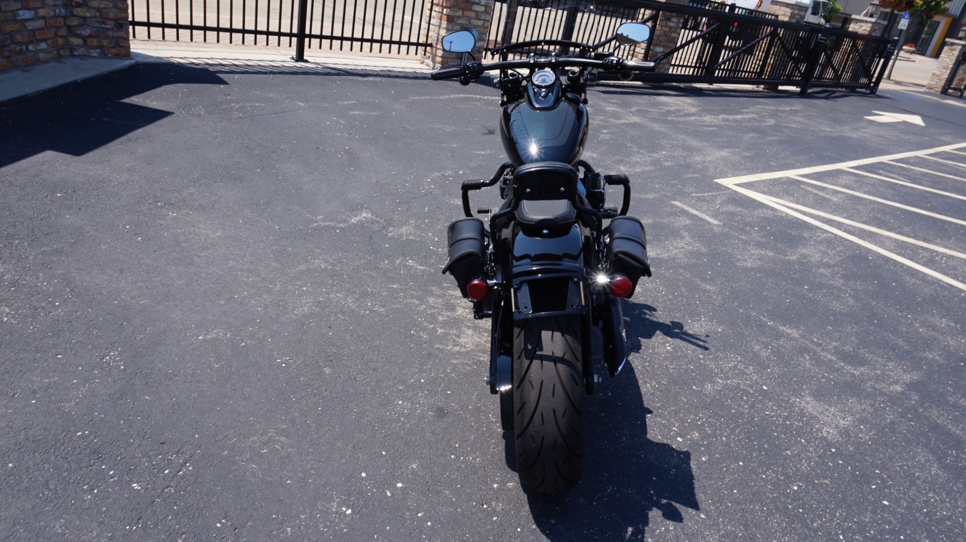 2018 Harley-Davidson Fat Bob® 114 in Racine, Wisconsin - Photo 12