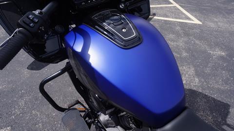 2024 Indian Motorcycle Challenger® Dark Horse® with PowerBand Audio Package in Racine, Wisconsin - Photo 12