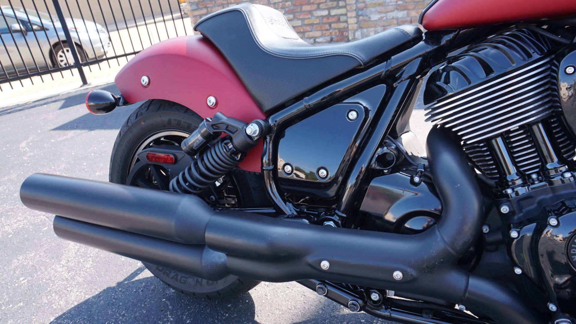 2023 Indian Motorcycle Sport Chief Dark Horse® in Racine, Wisconsin - Photo 16