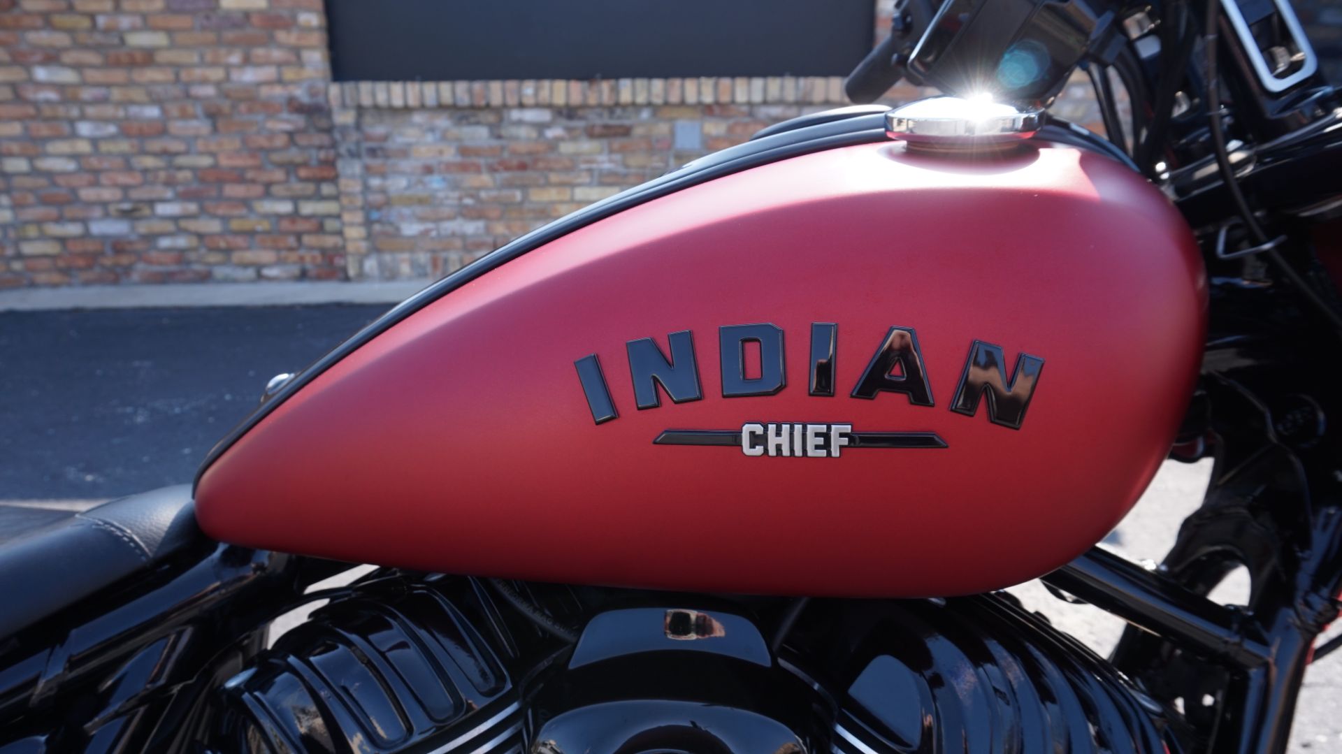 2023 Indian Motorcycle Sport Chief Dark Horse® in Racine, Wisconsin - Photo 24