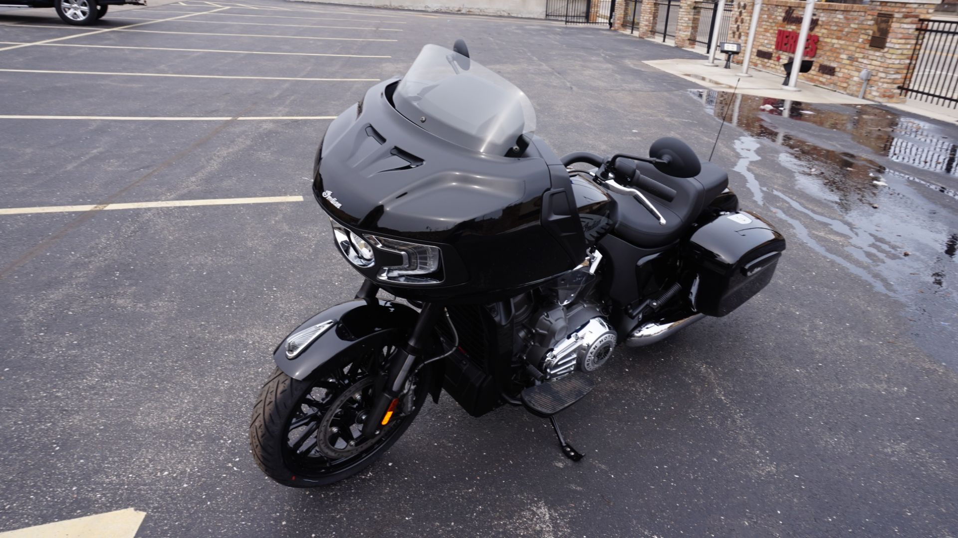 2023 Indian Motorcycle Challenger® in Racine, Wisconsin - Photo 6