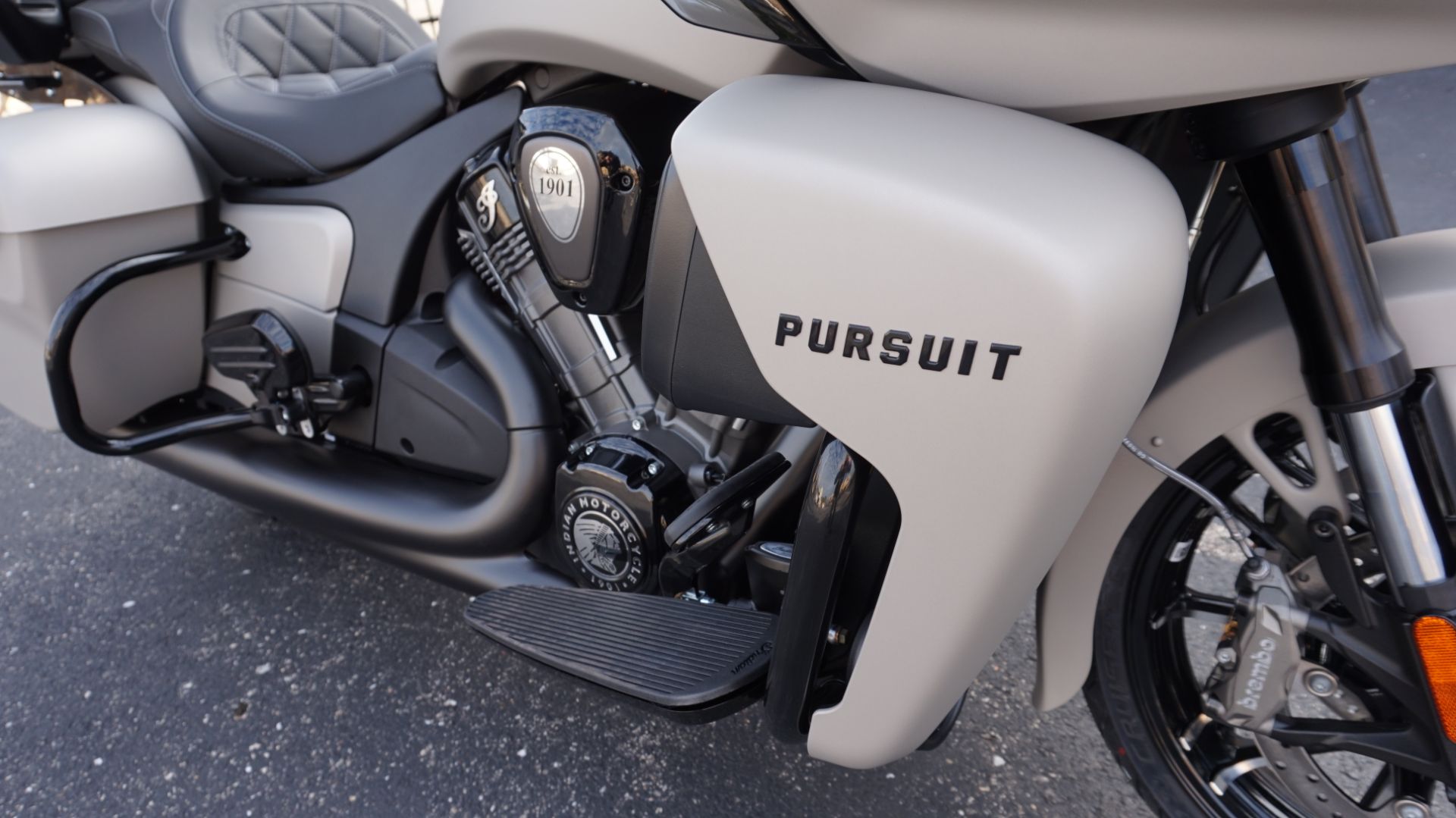 2023 Indian Motorcycle Pursuit® Dark Horse® with Premium Package in Racine, Wisconsin - Photo 20