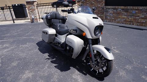 2023 Indian Motorcycle Roadmaster® Dark Horse® in Racine, Wisconsin - Photo 4
