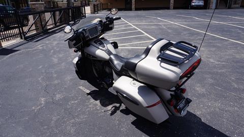 2023 Indian Motorcycle Roadmaster® Dark Horse® in Racine, Wisconsin - Photo 11
