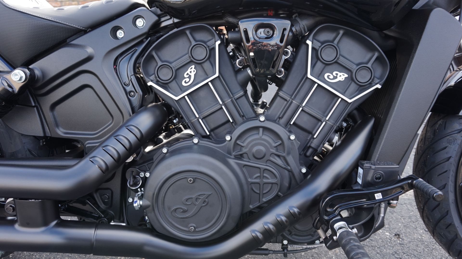 2023 Indian Motorcycle Scout® Rogue Sixty ABS in Racine, Wisconsin - Photo 15