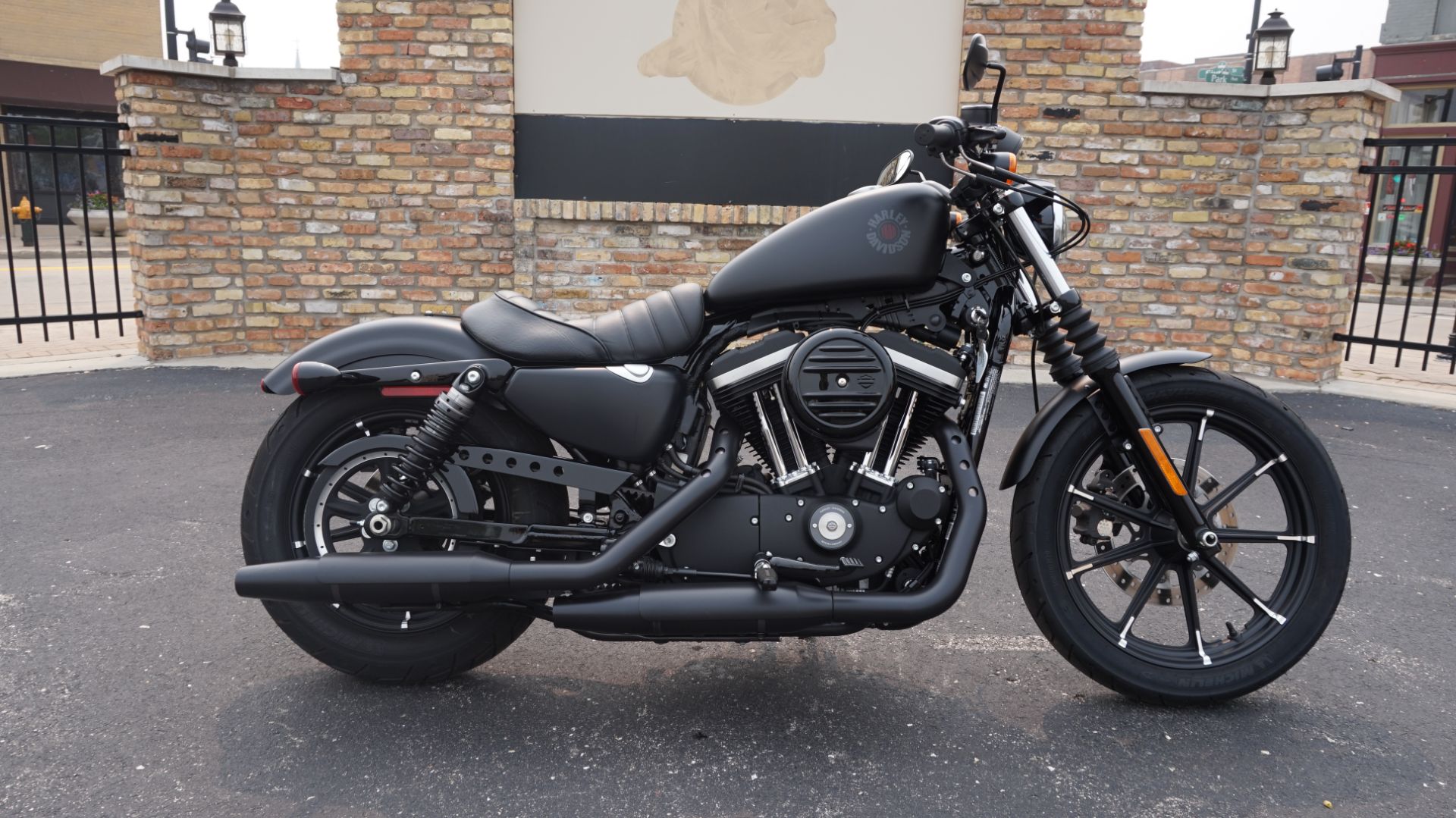 2021 Harley-Davidson Iron 883™ in Racine, Wisconsin - Photo 1