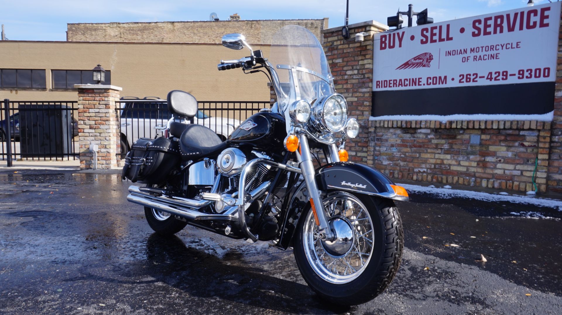 2010 Harley-Davidson Heritage Softail® Classic in Racine, Wisconsin - Photo 3