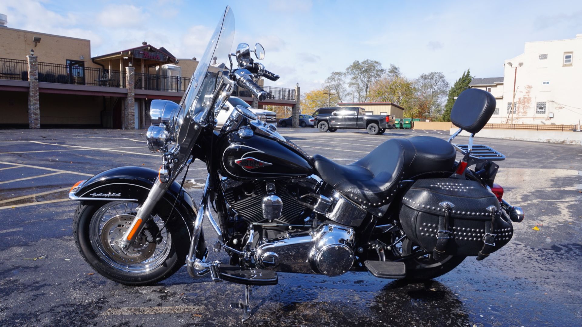 2010 Harley-Davidson Heritage Softail® Classic in Racine, Wisconsin - Photo 8