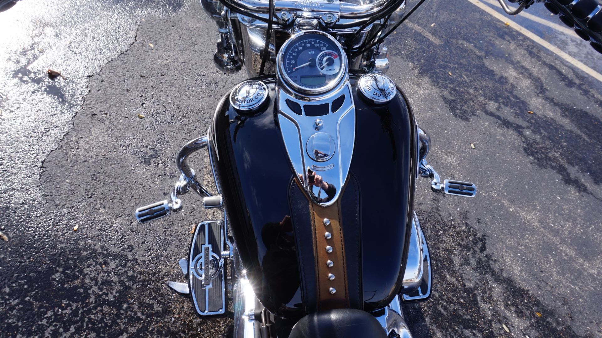2010 Harley-Davidson Heritage Softail® Classic in Racine, Wisconsin - Photo 29